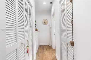 2633 Oakbrook Dr, Weston, FL 33332 - Photo 46