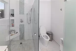 5901 NW 110th Ct, Doral, FL 33178 - Photo 16