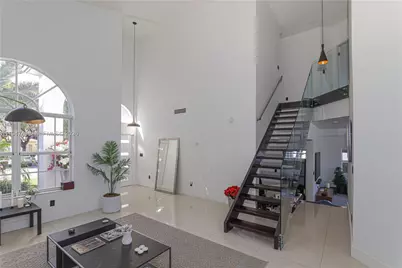 5901 NW 110th Ct, Doral, FL 33178 - Photo 6