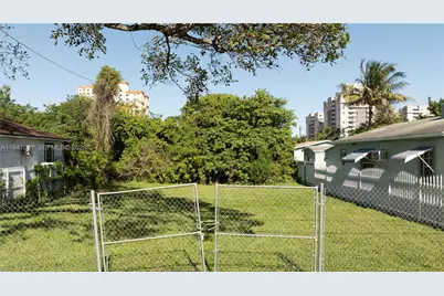 167 NE 76th St, Miami, FL 33138 - Photo 14