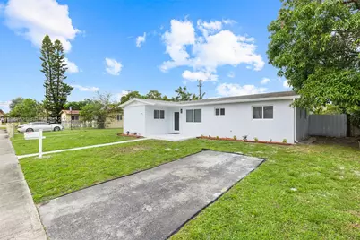 1011 NE 196th St, Miami, FL 33179 - Photo 24