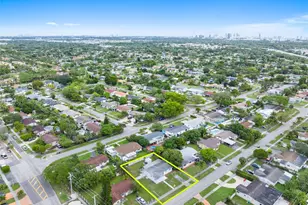 1011 NE 196th St, Miami, FL 33179 - Photo 30