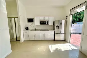 2516 Cleveland St, Hollywood, FL 33020 - Photo 1
