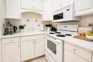 1520 McKinley St, Hollywood, FL 33020 - Photo 2