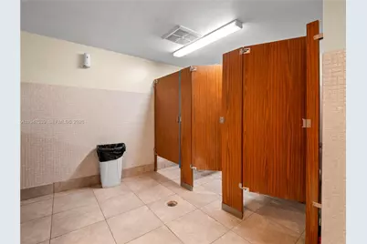 671 NE 195th St #329E, Miami, FL 33179 - Photo 58