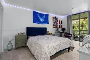 671 NE 195th St, Miami, FL 33179 - Photo 32