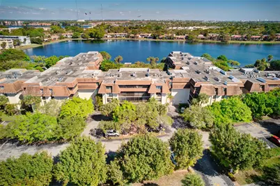 671 NE 195th St #329E, Miami, FL 33179 - Photo 12