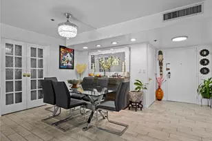 671 NE 195th St, Miami, FL 33179 - Photo 16