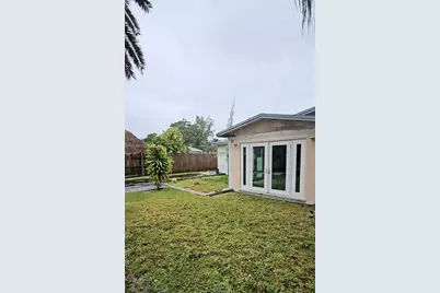 3337 SW 44th Ct, Dania Beach, FL 33312 - Photo 2