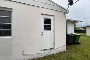 1240 NE 143rd St, North Miami, FL 33161 - Photo 4