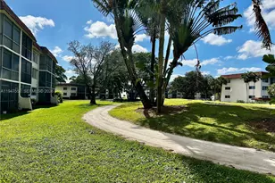 411 S Hollybrook Dr, Pembroke Pines, FL 33025 - Photo 18