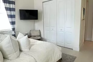 918 NE 17th Way, Fort Lauderdale, FL 33304 - Photo 16