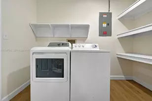 912 SE Martin Luther King Jr Blvd, Stuart, FL 34994 - Photo 24