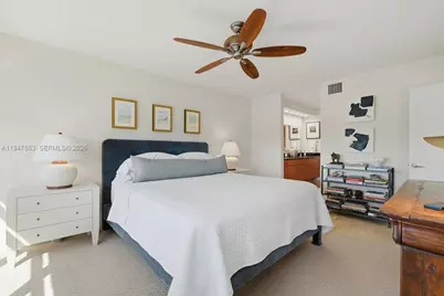 511 Bayshore Dr #504, Fort Lauderdale, FL 33304 - Photo 32