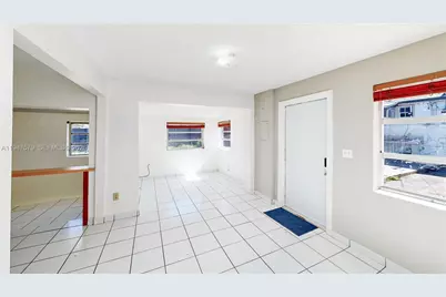 151 W 44th St, Hialeah, FL 33012 - Photo 36