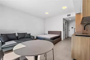 121 NE 5th St, Miami, FL 33132 - Photo 10