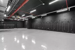 121 NE 5th St, Miami, FL 33132 - Photo 24