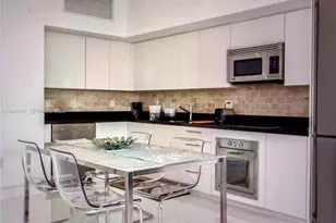 92 SW 3rd St, Miami, FL 33130 - Photo 8