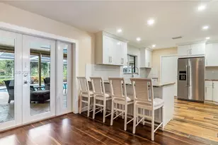 11071 SW 30th Ct, Davie, FL 33328 - Photo 10