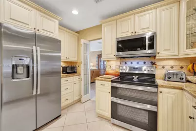 230 SE 4th St, Dania Beach, FL 33004 - Photo 26