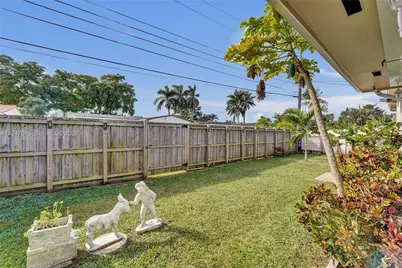 230 SE 4th St, Dania Beach, FL 33004 - Photo 82
