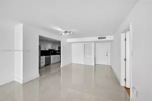 18041 Biscayne Blvd, Aventura, FL 33160 - Photo 10