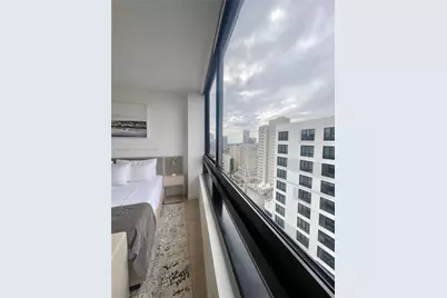 225 N Miami #3106, Miami, FL 33128 - Photo 8