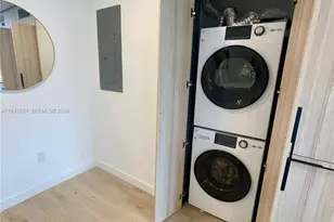 225 N Miami, Miami, FL 33128 - Photo 14