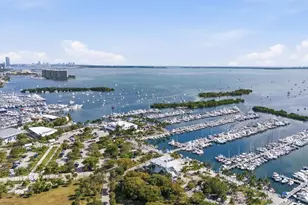 2831 S Bayshore Dr, Miami, FL 33133 - Photo 2