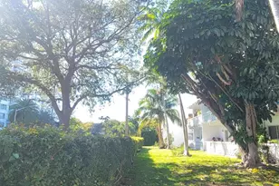 2005 Sans Souci Blvd, North Miami, FL 33181 - Photo 22