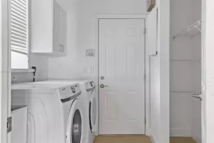 926 Marina Dr, Weston, FL 33327 - Photo 42