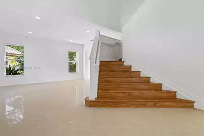 926 Marina Dr #926, Weston, FL 33327 - Photo 8