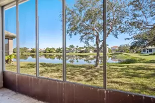 303 NW Somerset Cir, Port Saint Lucie, FL 34983 - Photo 14