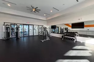 909 NE 211th St, Miami, FL 33179 - Photo 48