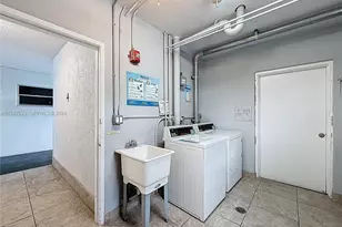 1000 NE 14th Ave, Hallandale Beach, FL 33009 - Photo 36