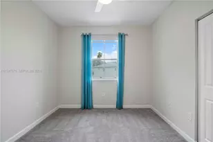 2747 SE 15th St, Homestead, FL 33035 - Photo 16