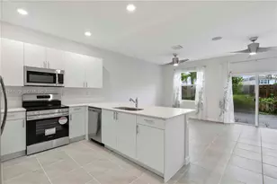 2747 SE 15th St, Homestead, FL 33035 - Photo 6