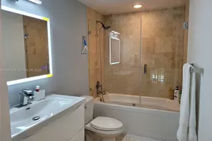350 S Miami Ave, Miami, FL 33130 - Photo 30