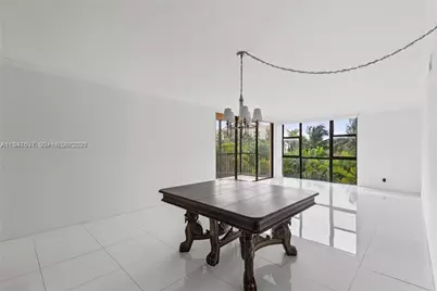 20335 W Country Club Dr #209, Aventura, FL 33180 - Photo 2