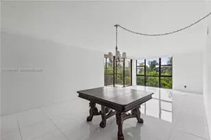 20335 W Country Club Dr, Aventura, FL 33180 - Photo 2