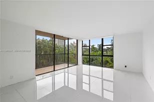 20335 W Country Club Dr, Aventura, FL 33180 - Photo 1
