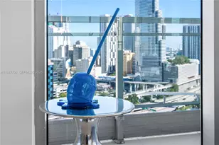 90 SW 3rd St, Miami, FL 33130 - Photo 48