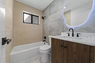 709 SW 4th Ct, Hallandale Beach, FL 33009 - Photo 24