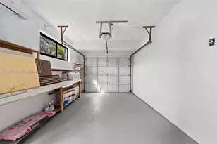 709 SW 4th Ct, Hallandale Beach, FL 33009 - Photo 30