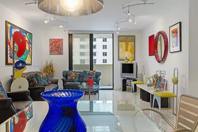 1623 Collins Ave #812, Miami Beach, FL 33139 - Photo 8