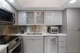 1623 Collins Ave, Miami Beach, FL 33139 - Photo 6