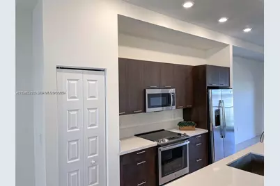 8151 NW 104th Ave #34, Doral, FL 33178 - Photo 8