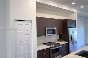 8151 NW 104th Ave, Doral, FL 33178 - Photo 8