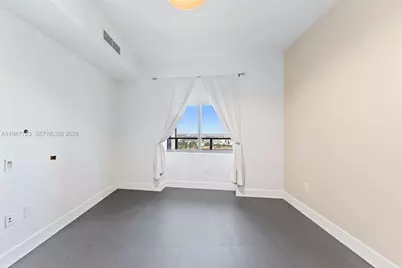 1100 Biscayne Blvd #4502, Miami, FL 33132 - Photo 22