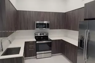 18300 SW 98th Ave, Palmetto Bay, FL 33157 - Photo 4